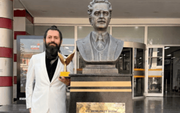 Nâzım Hikmet
